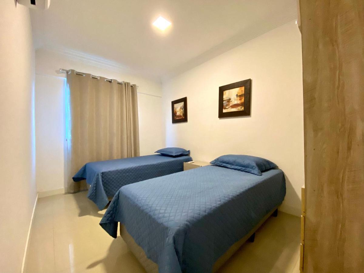 Confortavel Apartamento Em Condominio Com Piscina ボンビーニャス エクステリア 写真